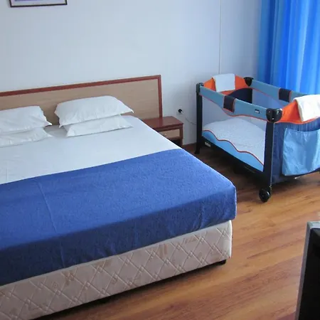 Albatros 2 Family ホテル